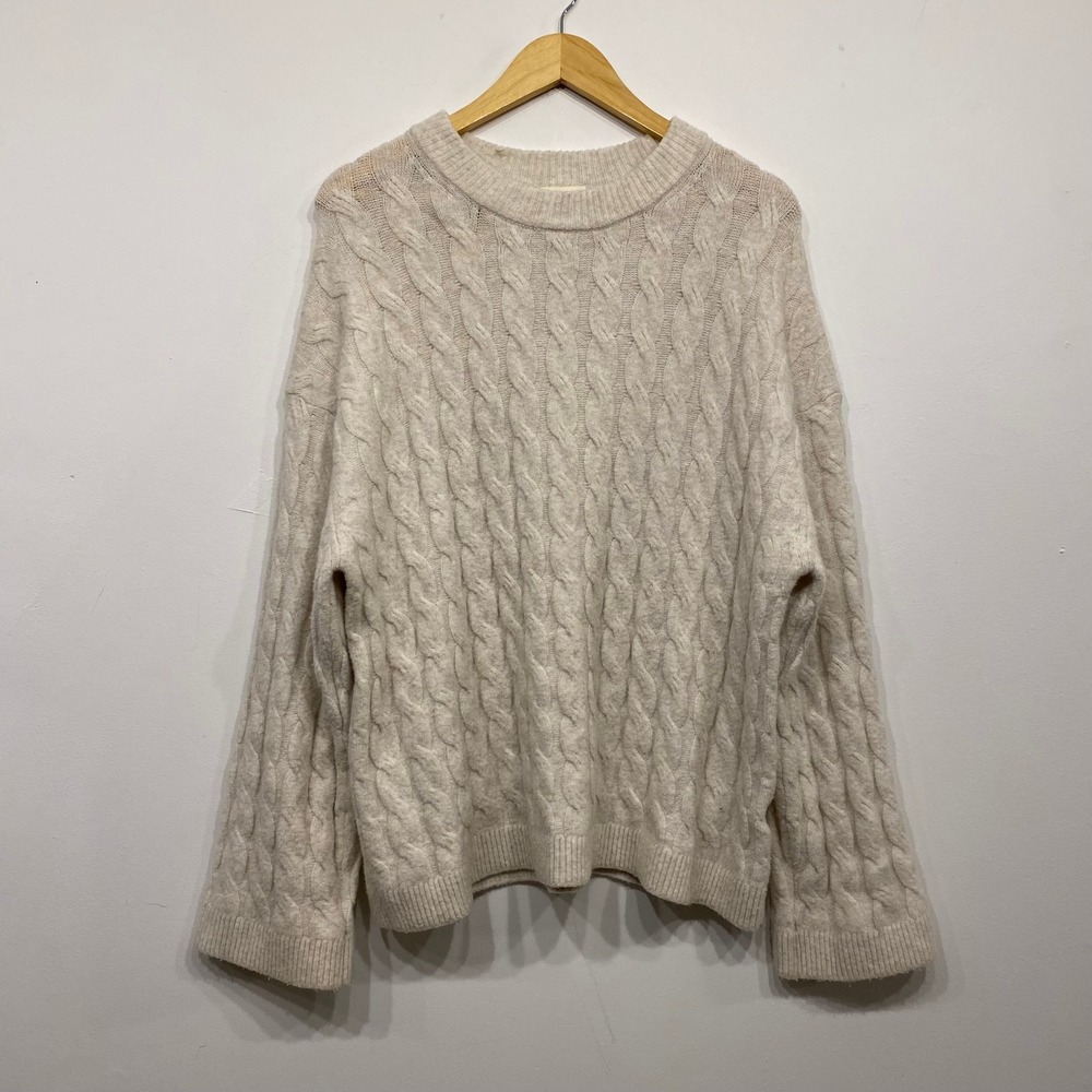 HM Womens Cable Knit Sweater Oatmeal Beige Crew Neck Long Sleeve Pullover Medium
